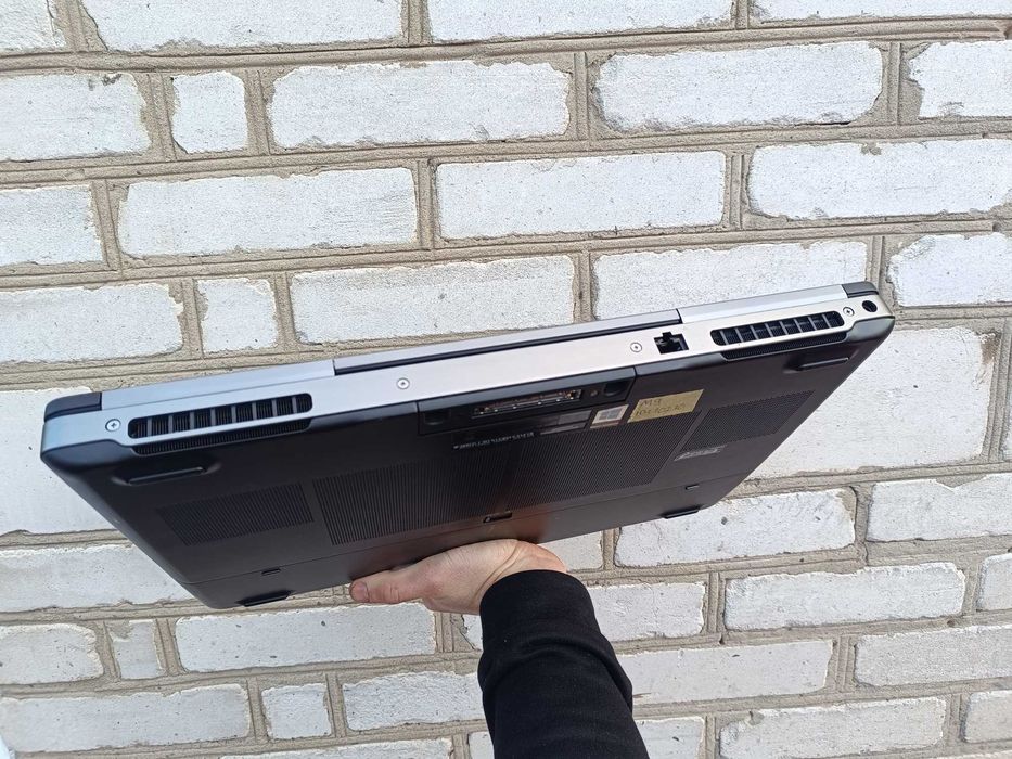 17.3" Ідеал, Ігровий ноутбук DELL (Xeon/32/1000/P3000 6GB)