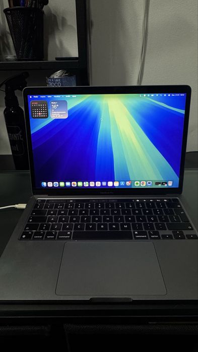 MacBook Pro M1 – 13 Polegadas | 16GB RAM | 256GB SSD