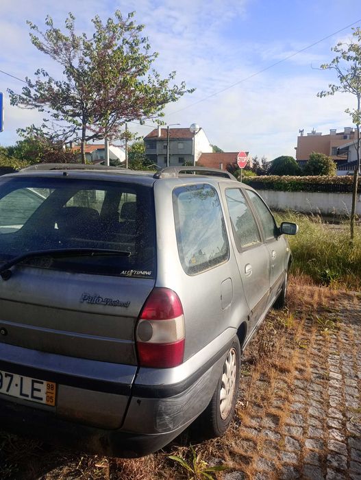 Fiat Palio Weekend para peças