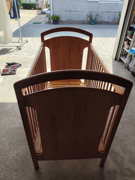 Vendo berço de bebe