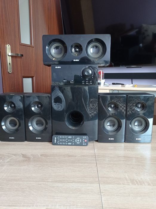 Zestaw muzyczny SVEN HT-210
