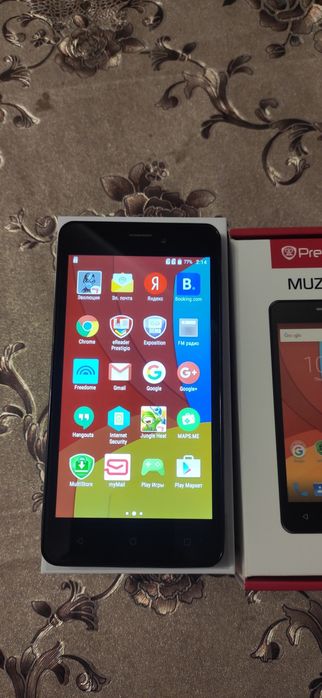 Мобільний телефон Prestigio MultiPhone Wize P3 3508 Black