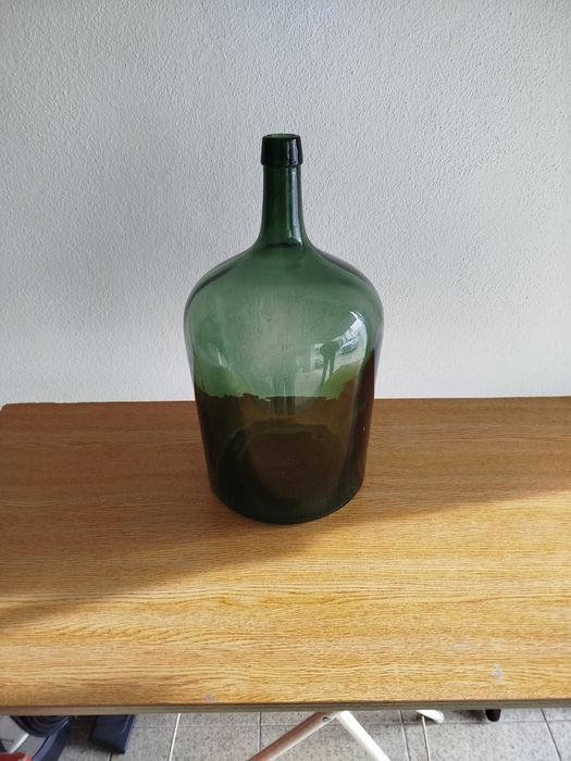 Garrafão de vidro antigo