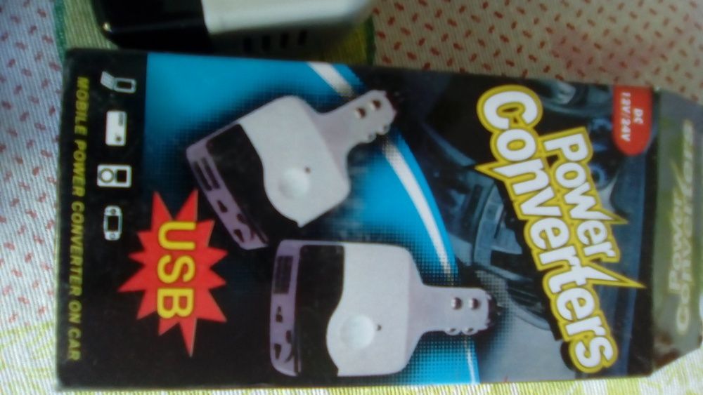 Inversor 12V para 230V + USB para MP3 e outros dispositivos