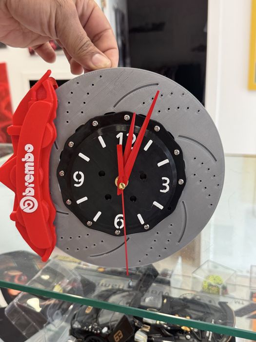Relógio Brembo lindo, novo a estrear.