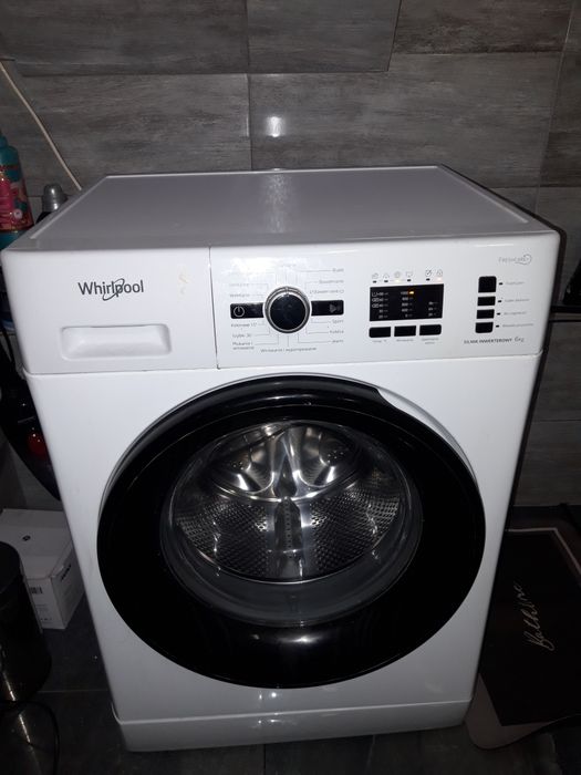 Sprzedam Pralke Whirpool FWL61083B PL