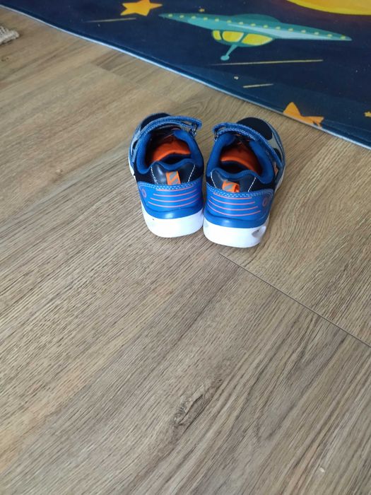 Buciki sportowe 24 rozmiar dzieciece