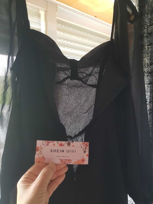 Vestidos M Shein, coloridos (oportunidade)