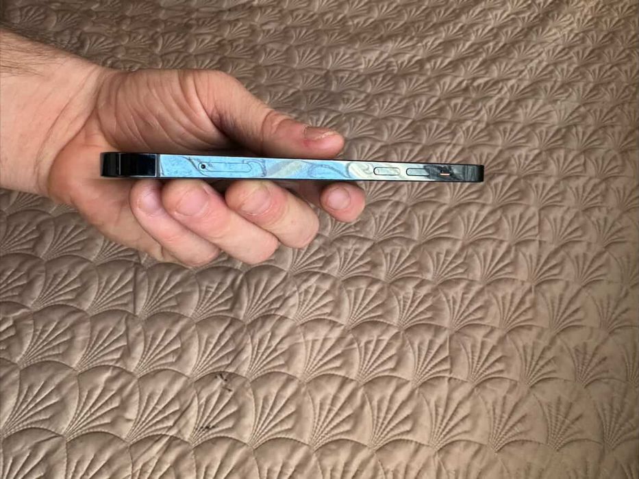 Продам  айфон 12 про 256 стан Ідеал