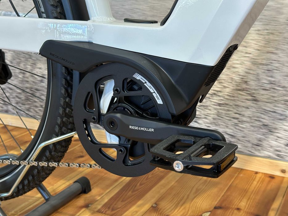 Nowy rower elektryczny RIESE & MULLER Nevo4 GT Touring RATY 0%