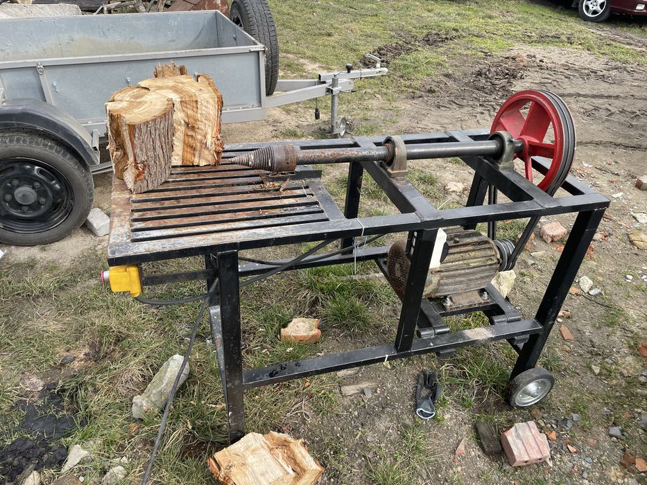 Łuparka świdrowa elektryczna