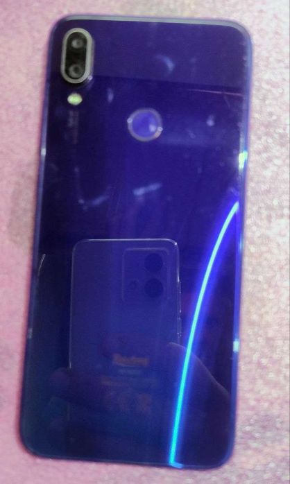 Телефон Redmi note 7 3/32