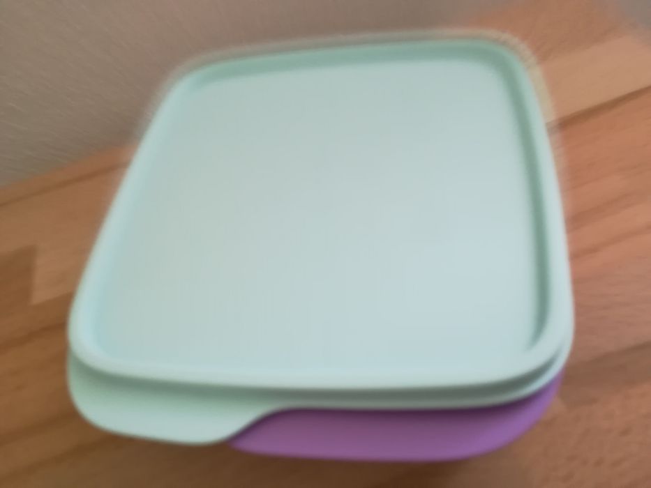 Caixa Quadrisnack Tupperware nova