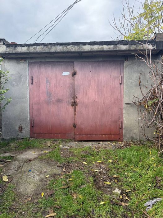 Продам гараж с ямой на 28 стоянке