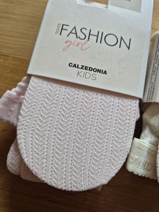 2 szt rajstopy Calzedonia kids 9/13 kremowe i pudrowe różowe ażurkowe