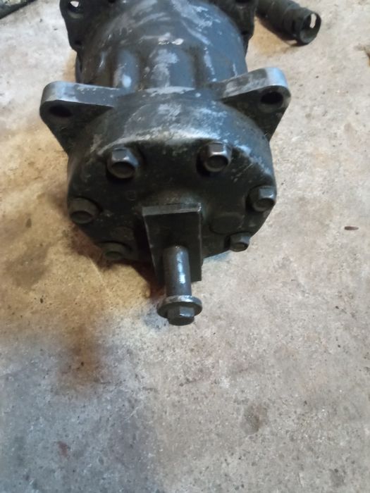 Компресор кондиціонера продам