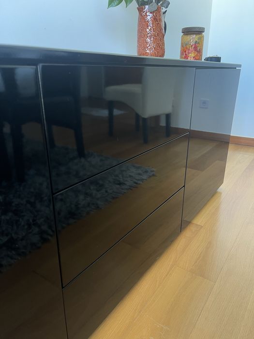 Movel / aparador preto