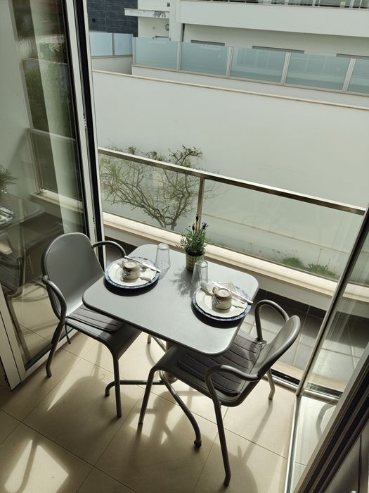 Apartamento T2 com piscina
