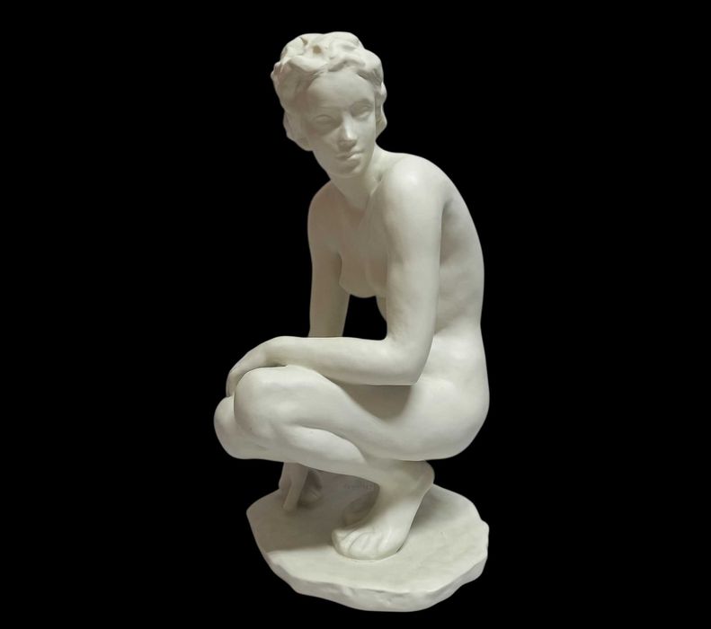 Akt kobiecy, "Kucająca", figura Rosenthal, 36cm, proj. Fritz Klimsch