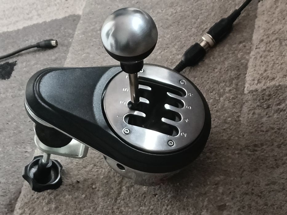 Zestaw sim racing Thrustmaster TX + T3PA PRO + TH8A