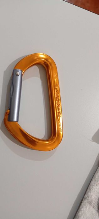 Mosquetão petzl spirit