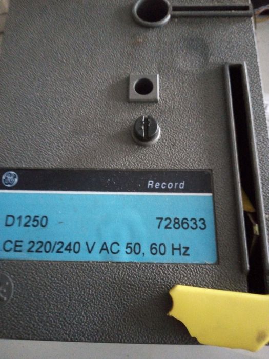 GE.Record D1250 ref:728633421459015877928963