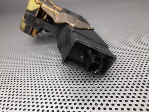 Fechadura / fecho porta trás esquerdo MITSUBISHI Space Star Combi (DG_