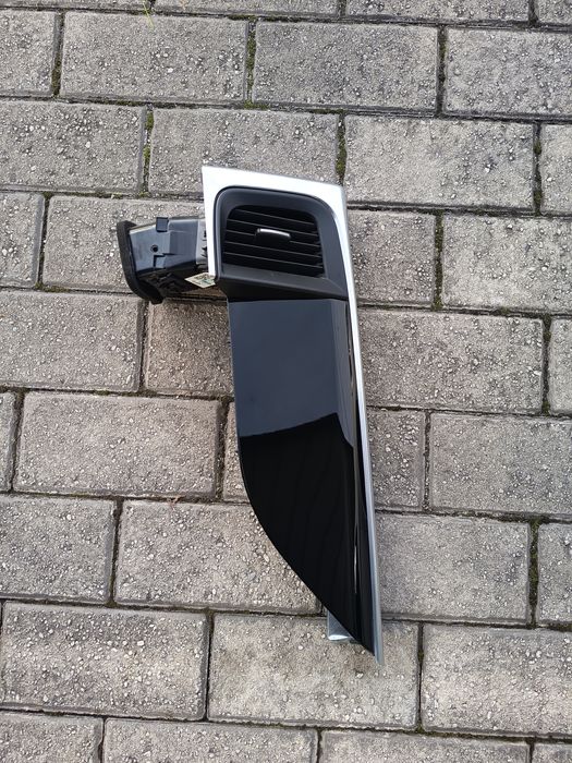 Friso tablier preto brilhante c/ grelha da conduta do ar Jaguar I-Pace