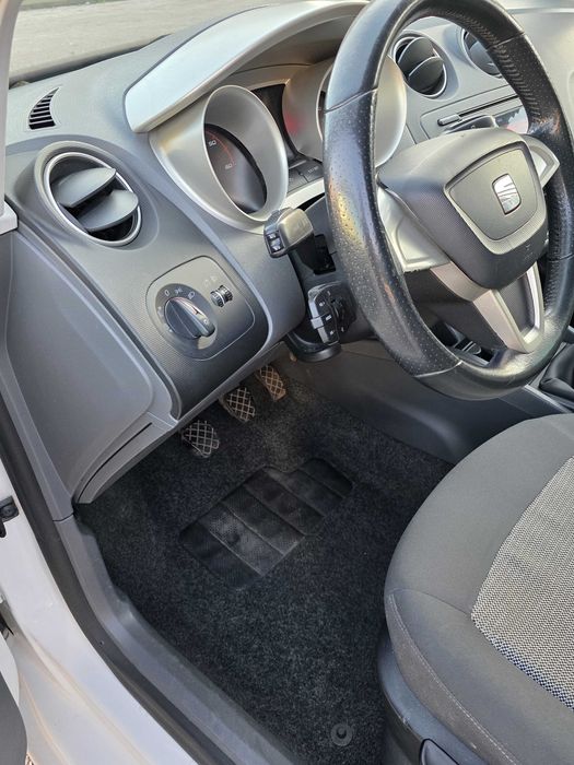 Seat Ibiza 1.9 TDi de 5P | 2008