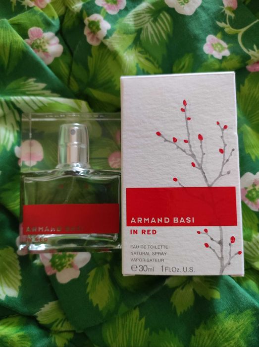 Пустые флаконы в коробках