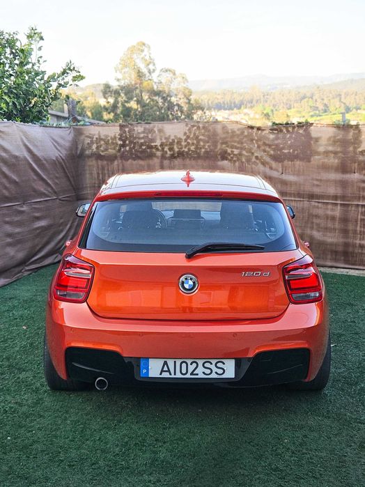 BMW 120d | Pack M | Auto 8v | Valencia Orange