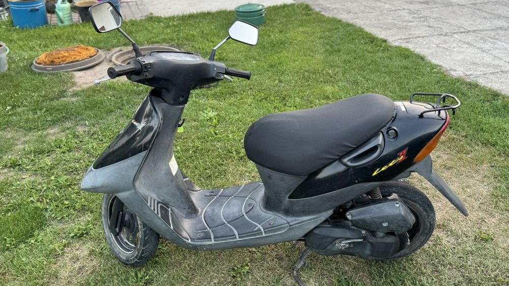 Продам скутер Suzuki