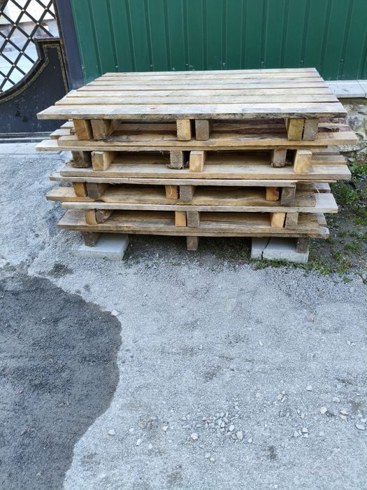 Продам піддони з під бруківки