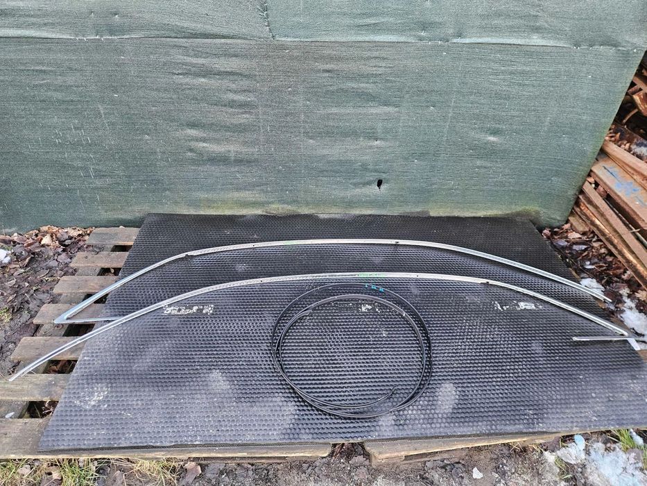 Listwa Listwy Dachowe Ramki Szyb Chrom Gorne Dlugie AUDI A4 B6 B7 Sedan