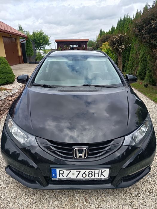 Honda Civic combi rok 2015 poj 1.6 turbo diesel zamiana !!!