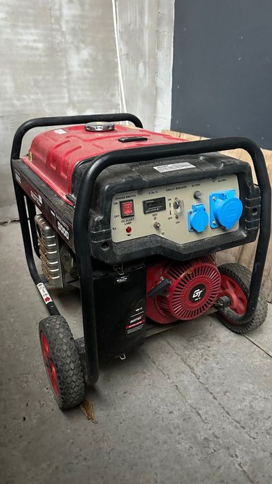 Бензиновий генератор 5 кВт / 5000W – у відмінному стані