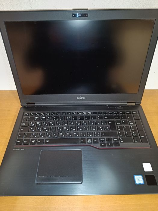 Ноутбук Fujitsu Lifebook U758 / i7-8550U / 12 gb ddr4 / 256 gb / 1 gb