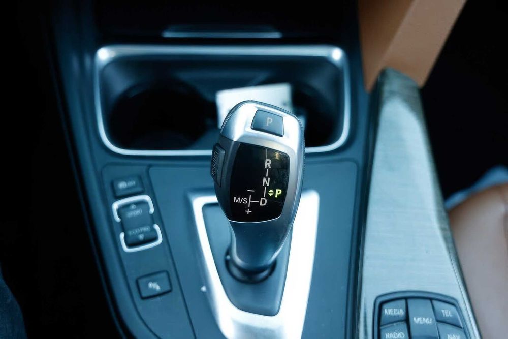 BMW 3 Series 328i      2015