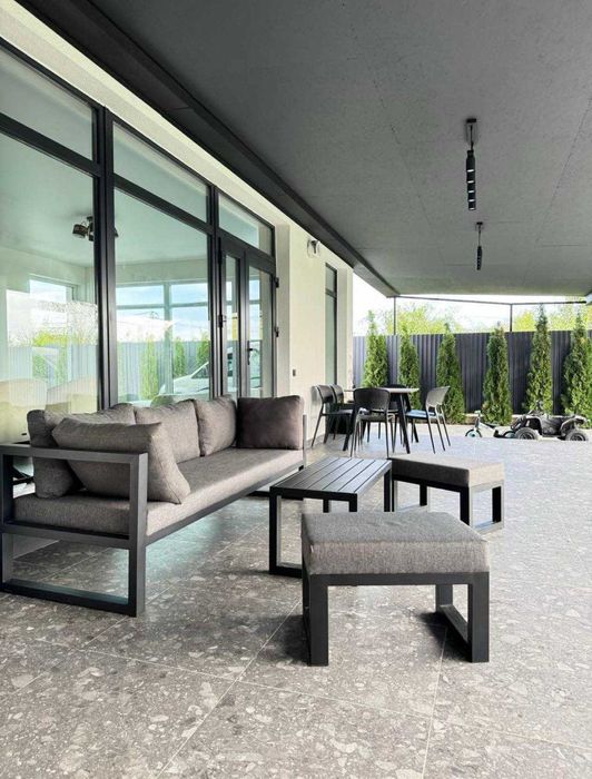 Продаж сучасного будинку