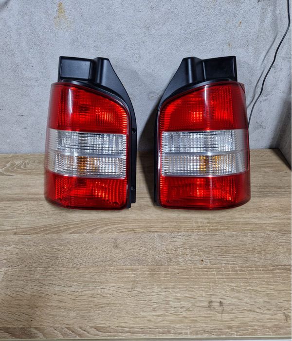 Lampy tył l+p skrzydełka vw t5 t5lift