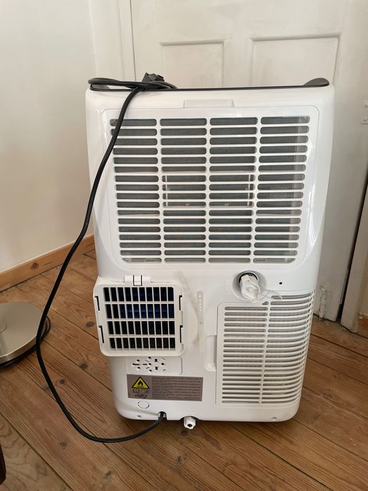 Daitsu Ar Condicionado Portátil APD-12FCX