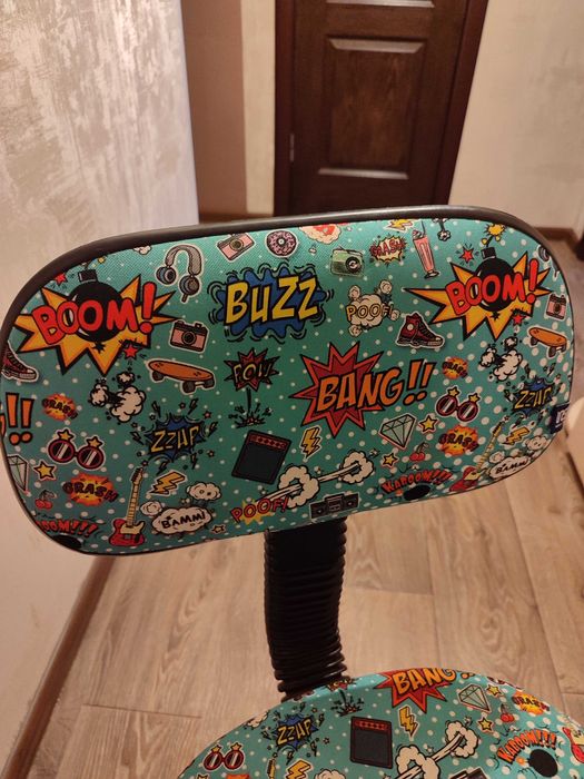 Продам стілець .