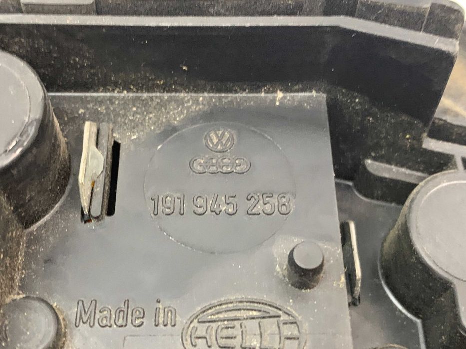 Volkswagen Golf II Lampa Prawa Tylna Prawy Tył PT