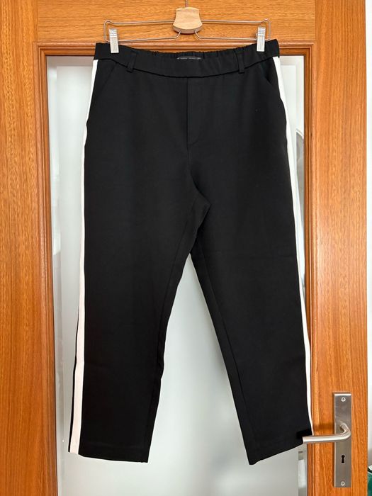 Calças clássicas zara com risca branca