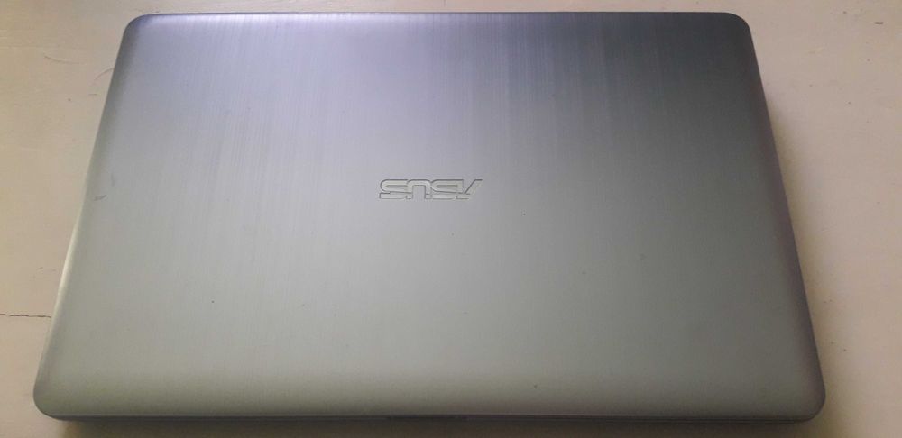 Notebook PC ASUS