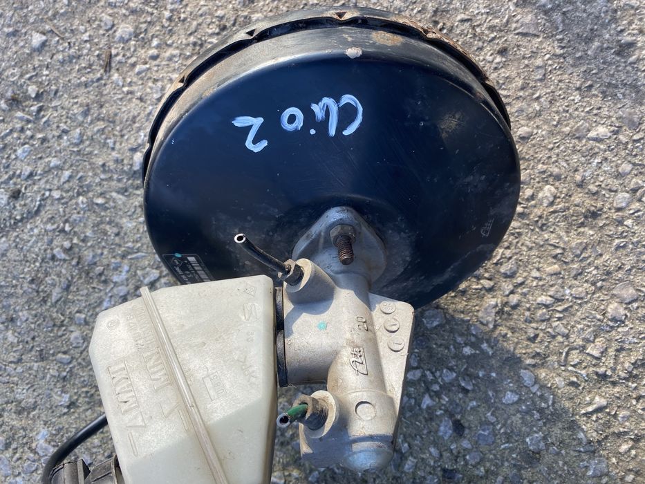 Renault Clio 2 serwo servo hamulcowe