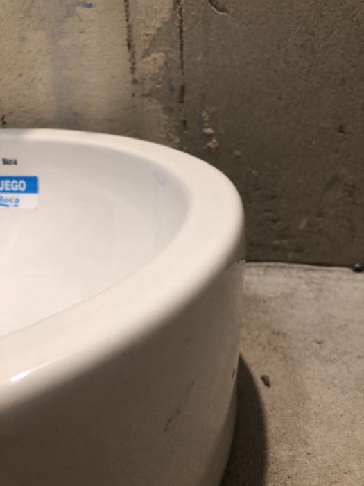 Nowa umywalka Roca Fuego