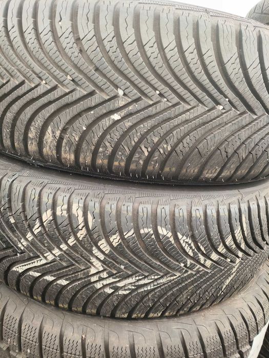 Opony zimowe 2x215/65/17 Michellin 21r 7,5mm