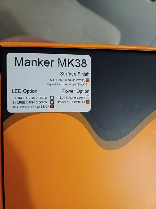 Latarka Manker MK38