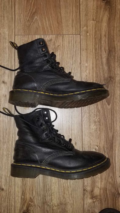 Dr. Martens UK3 35/36 22.5cm czarne buty Skóra* wysokie żółta nitka